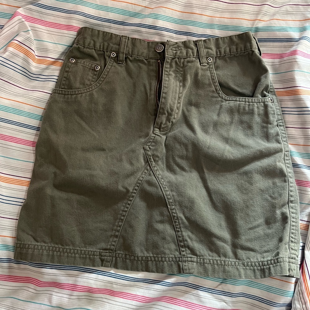 xhilaration army green skirt with pockets